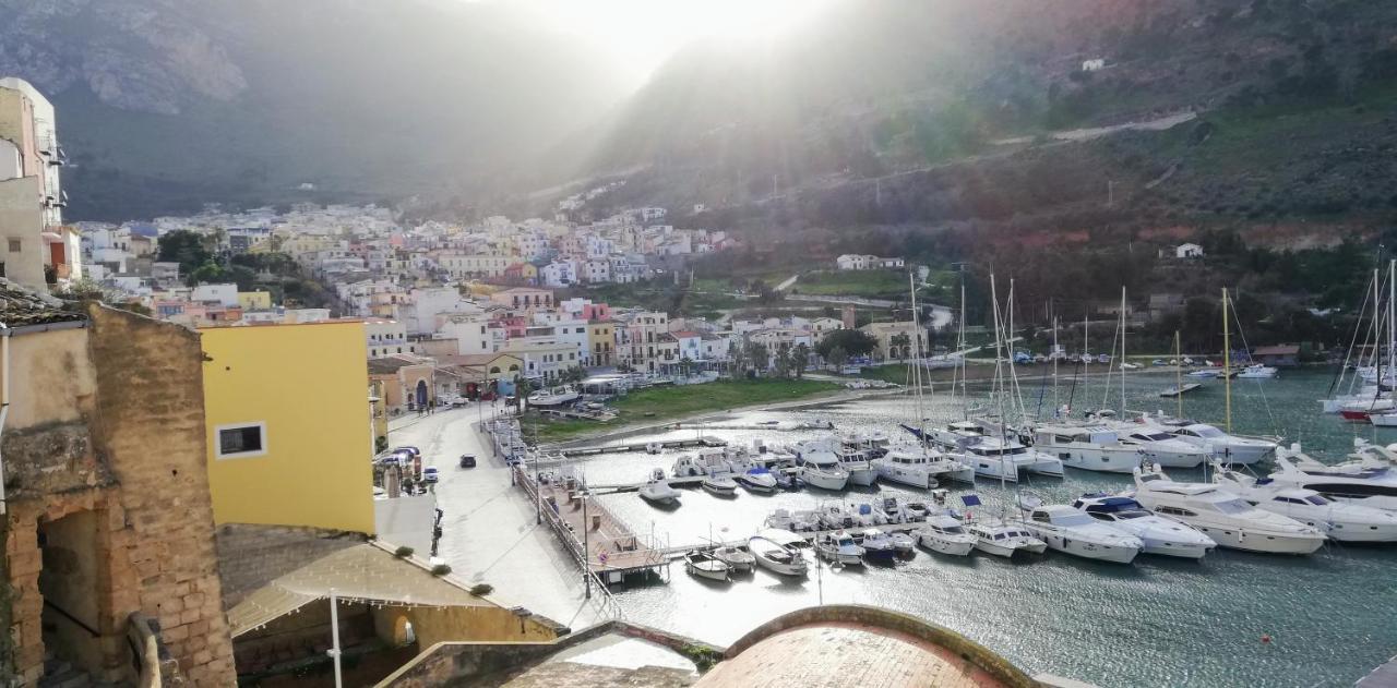 Le Camere Di Mariu Кастеламаре дел Голфо Екстериор снимка